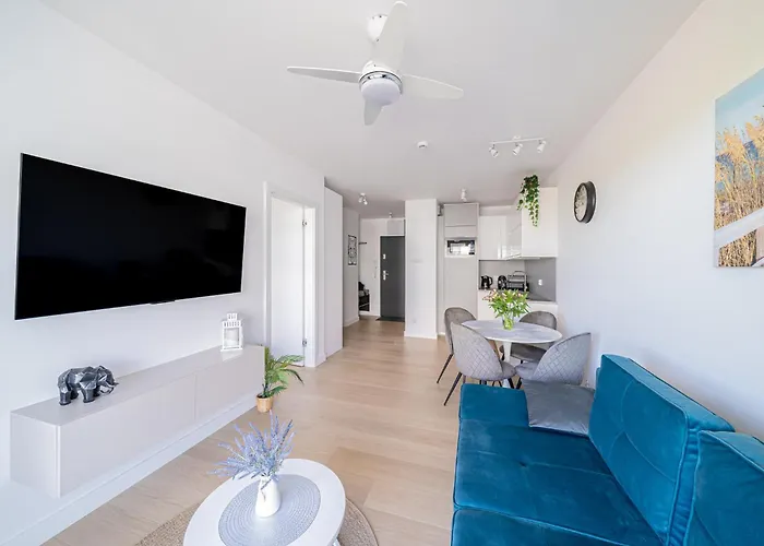 Shandy Zweizimmerwohnung In Meeresnaehe Колобжег